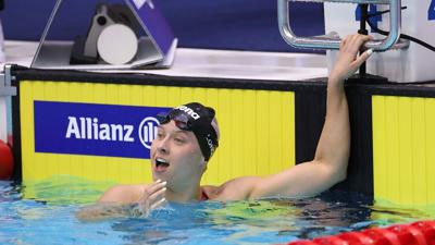 MANCHESTER, ENGLAND - AUGUST 05: Jessica Long of USA reacts after victory in the Women’s 200m Individual Medley SM8 Final during day six of the Para Swimming World Championships Manchester 2023 at Manchester Aquatics Centre on August 05, 2023 in Manches...